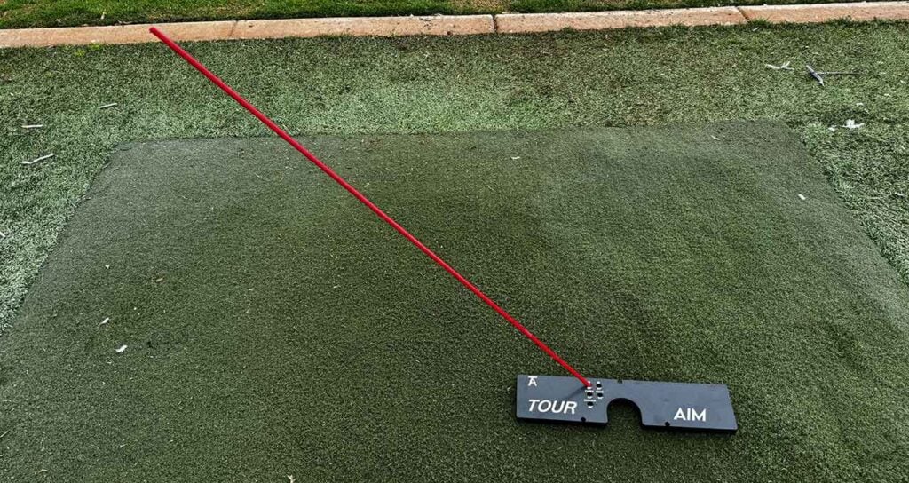 Tour Aim 2.0 showing angled alignment stick configuration